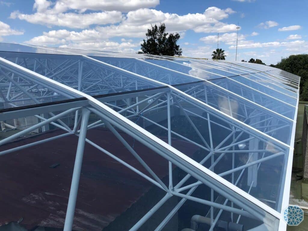 ¿Que es el Cristal Templado y sus usos sorprendentes en la construccion?