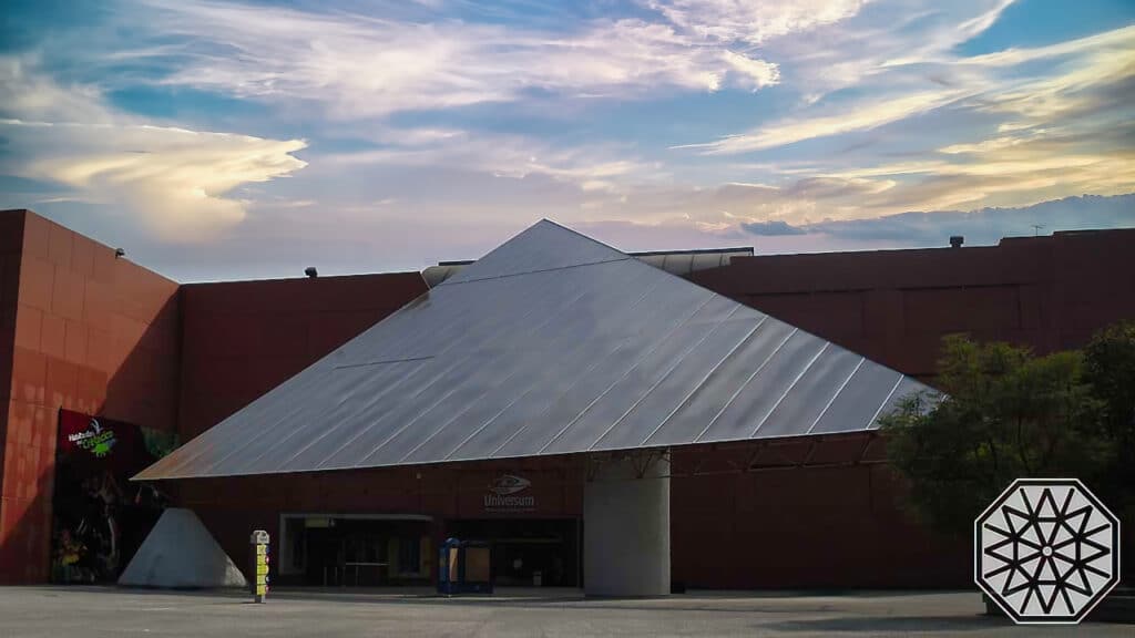 Policarbonato Danpalon: Soluciones Innovadoras para Techos y Construcción Sostenible